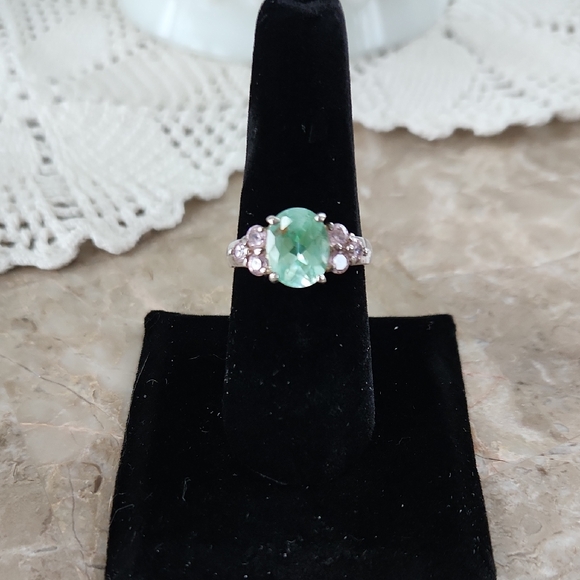 Jewelry - Sterling Silver Oval cut Lab Created Sea Foam Green And Pink Stones, Size 8 Ring